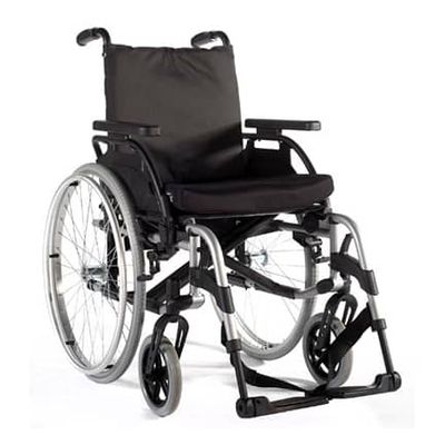 BREEZY standard wheelchair